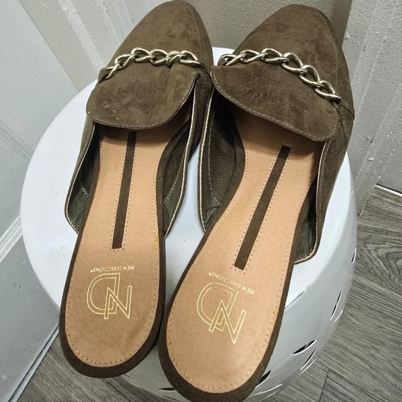 New Directions Suede Olive Green Clog Mules Sandal Women's Size 10 🌴 - Picture 8 of 9